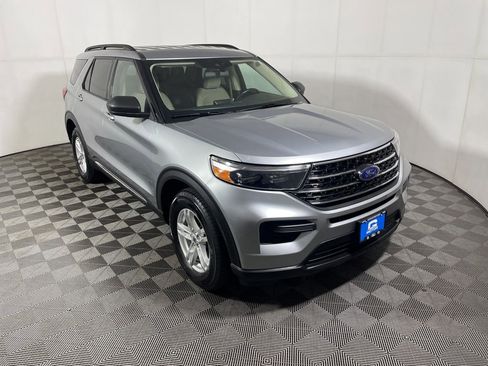 Used 2020 Ford Explorer XLT w/ Comfort Package AWD/4WD image 1
