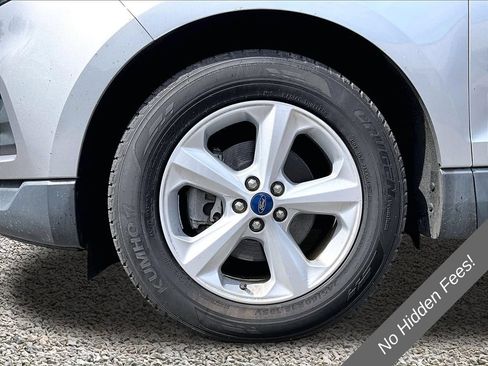 Used 2020 Ford Edge SE FWD image 8