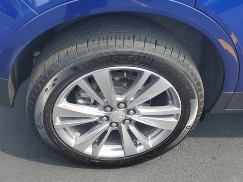 Certified 2024 Cadillac XT5 Premium Luxury w/ LPO, Floor Liner Package AWD/4WD image 6