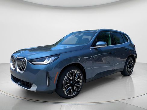 New 2025 BMW X3 xDrive30i w/ Premium Package image 2