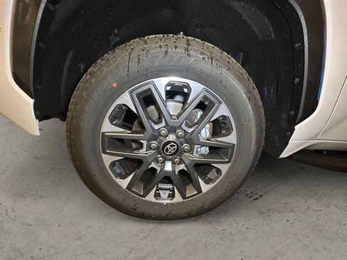 New 2026 Toyota Tundra Limited AWD/4WD image 14