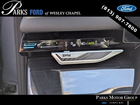 Used 2025 BMW 530i xDrive w/ Premium Package image 27