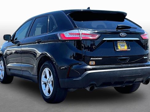 Used 2020 Ford Edge SE FWD image 11