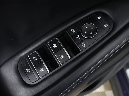 Used 2023 INFINITI QX60 Luxe w/ Cargo Package AWD/4WD image 40