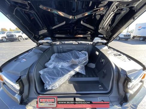 New 2025 GMC Hummer EV 2X image 31