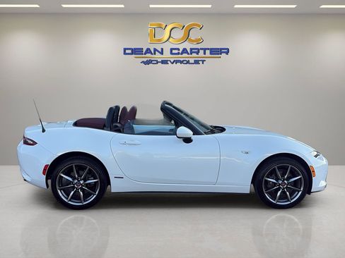 Used 2020 MAZDA MX-5 Miata 100th Anniversary RWD image 6