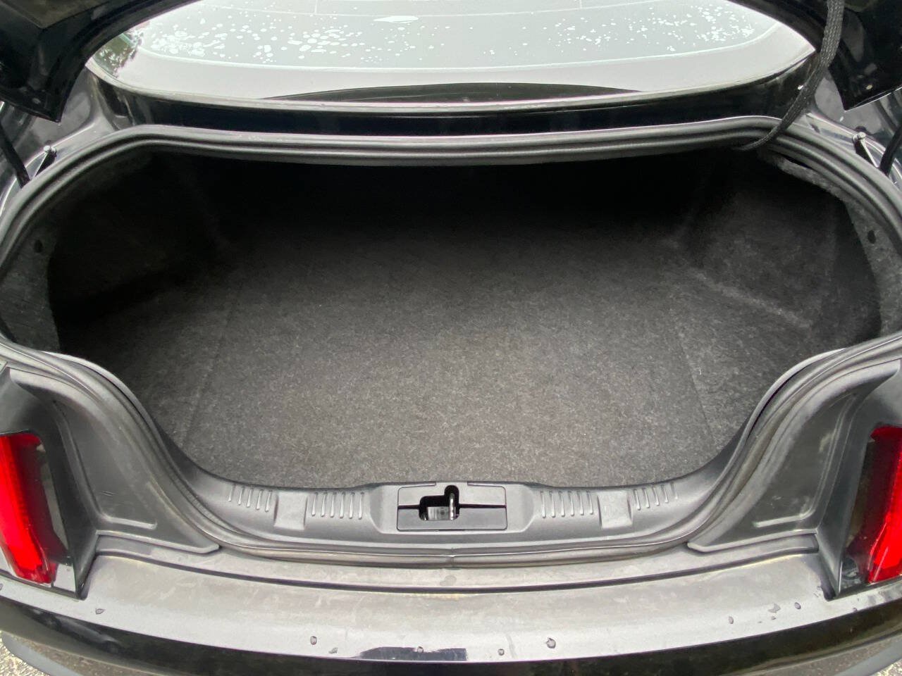 Used 2021 Ford Mustang Premium RWD image 40