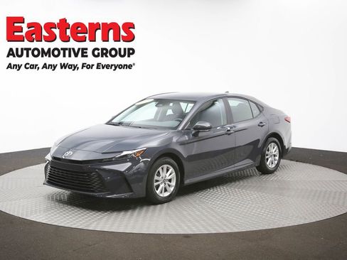 Used 2025 Toyota Camry LE FWD image 57