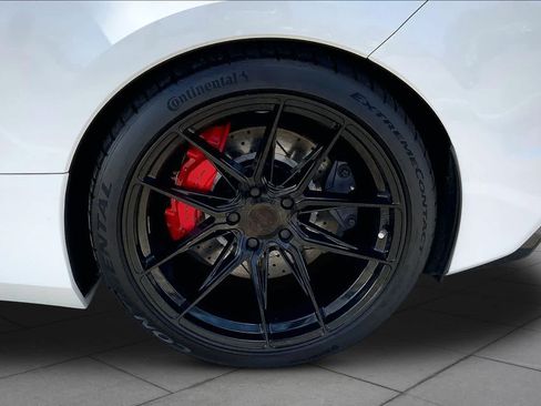 Used 2020 Chevrolet Corvette Stingray Premium Cpe w/ 3LT Preferred Equipment Group RWD image 9