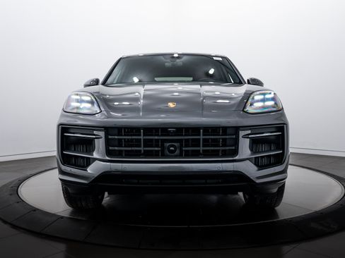 New 2026 Porsche Cayenne S image 10