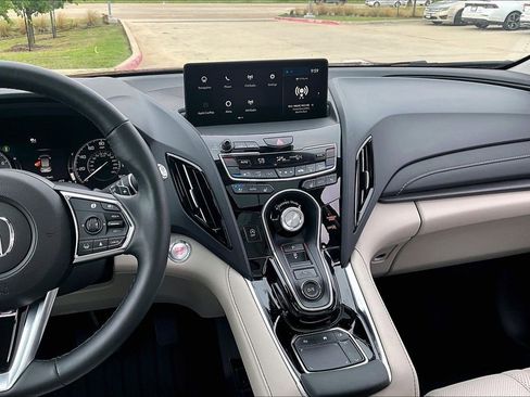 Certified 2025 Acura RDX SH-AWD w/ Advance Package image 8