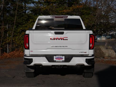 Used 2020 GMC Sierra 1500 AT4 image 24