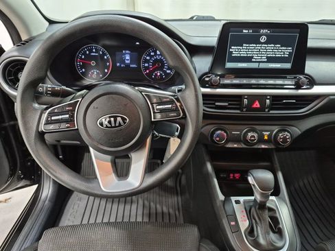 Certified 2021 Kia Forte LXS FWD image 14