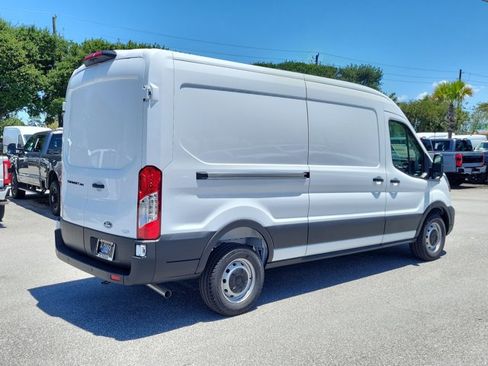 New 2026 Ford Transit 250 148 Medium Roof w/ Load Area Protection Package RWD image 9