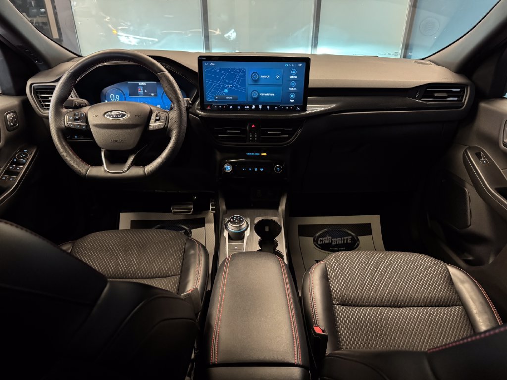 Used 2024 Ford Escape ST-Line Select w/ Tech Pack #2 AWD/4WD image 9