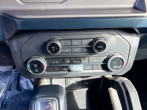 Used 2023 Ford Bronco Outer Banks AWD/4WD image 16