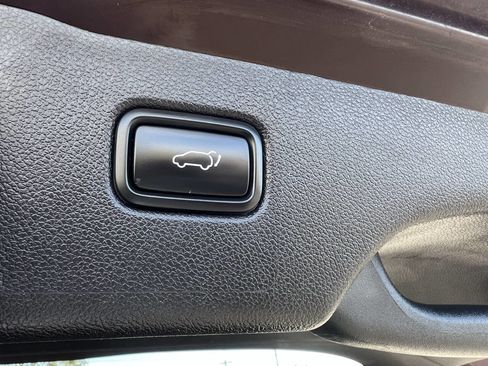 Used 2019 Kia Sorento EX image 32