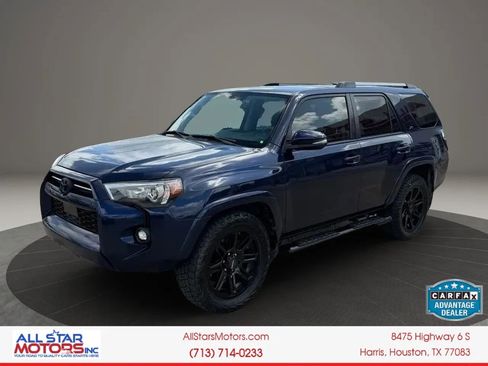 Used 2021 Toyota 4Runner SR5 Premium w/ Moonroof Package RWD image 3