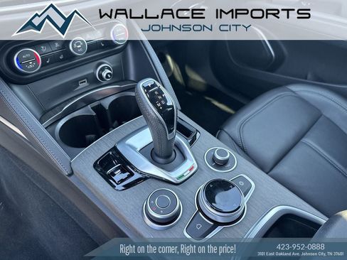 Used 2023 Alfa Romeo Stelvio Ti AWD/4WD image 18