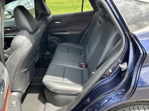 Used 2023 Toyota Venza Limited AWD/4WD image 30