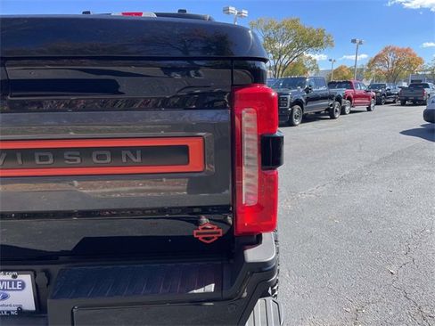 New 2025 Ford F250 Lariat w/ Lariat Ultimate Package image 34