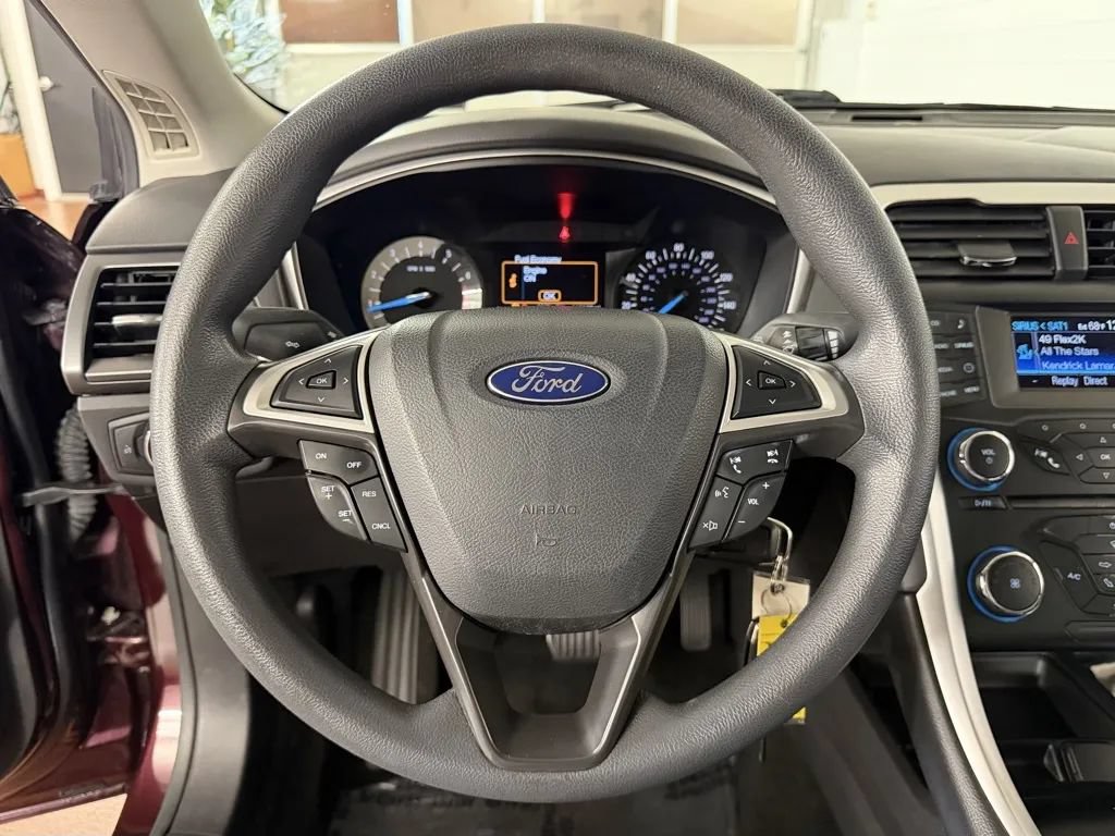 Used 2013 Ford Fusion SE FWD image 17