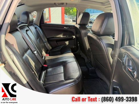 Used 2013 Chevrolet Impala LTZ FWD image 10