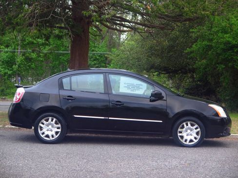 Used 2011 Nissan Sentra 2.0 S FWD image 6
