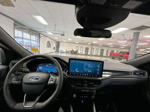 Used 2023 Ford Escape ST-Line Select w/ Tech Pack #2 image 15