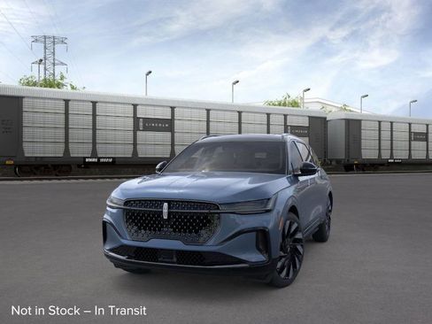 New 2026 Lincoln Nautilus Reserve image 24