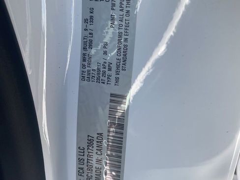 New 2026 Chrysler Pacifica Select image 39