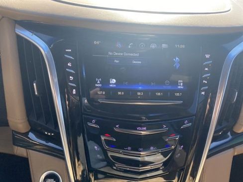 Used 2019 Cadillac Escalade Platinum image 24