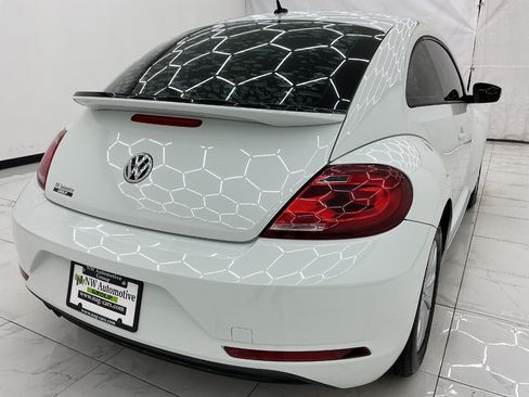 Used 2019 Volkswagen Beetle 2.0T S FWD image 8