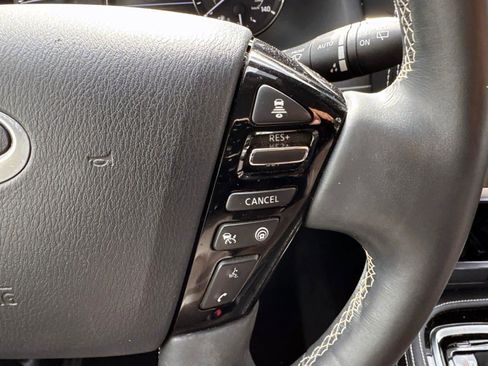 Used 2024 INFINITI QX80 Premium Select image 25