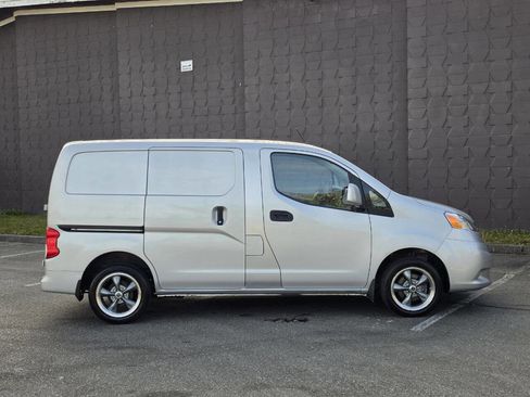 Used 2017 Nissan NV200 SV FWD image 8