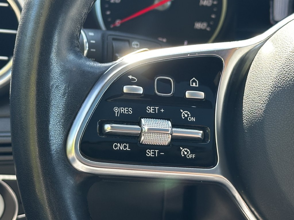 Used 2020 Mercedes-Benz GLC 300 4MATIC image 28