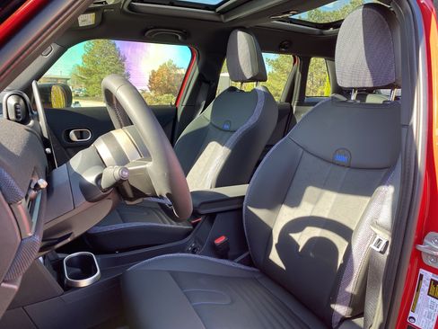 New 2026 MINI Cooper 4-Door Hardtop FWD image 7