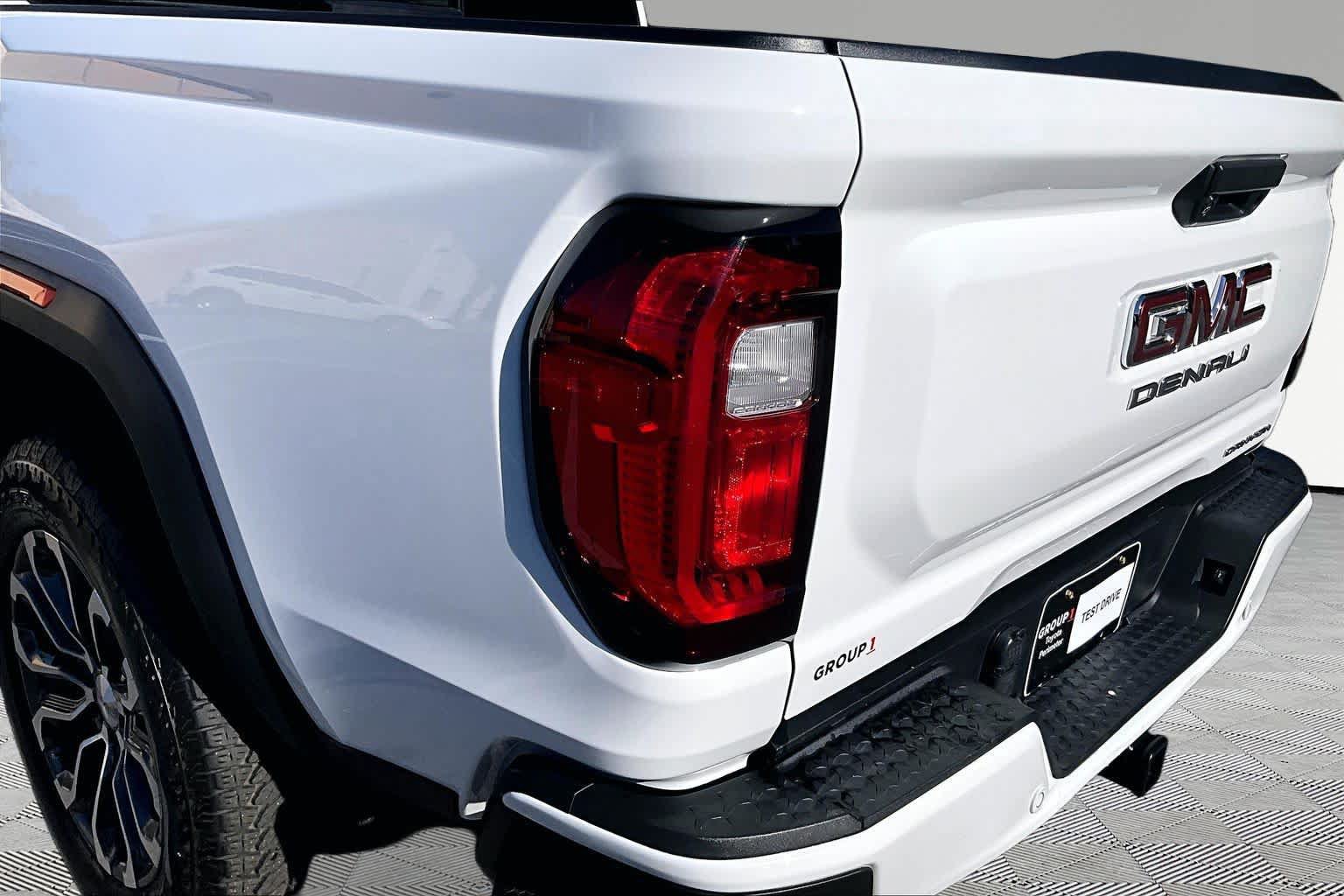 Used 2023 GMC Canyon Denali AWD/4WD image 29