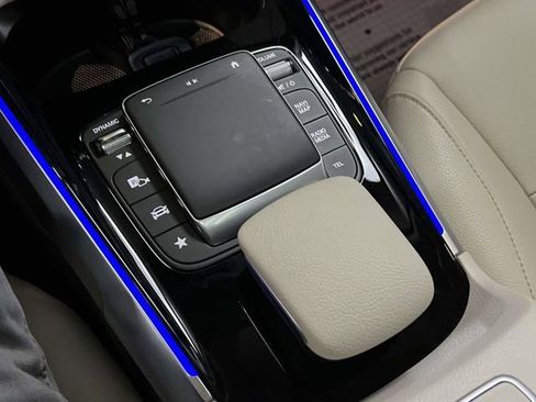 Certified 2022 Mercedes-Benz GLB 250 GLB 250 image 30