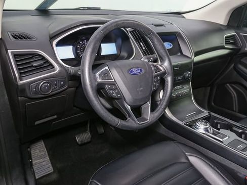 Used 2019 Ford Edge SEL w/ Equipment Group 201A AWD/4WD image 20