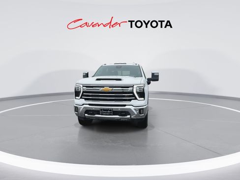 Used 2024 Chevrolet Silverado 2500 LTZ w/ LTZ Premium Texas Edition AWD/4WD image 3