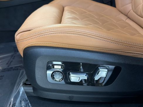 Used 2024 BMW X5 xDrive50e w/ M Sport Package AWD/4WD image 14