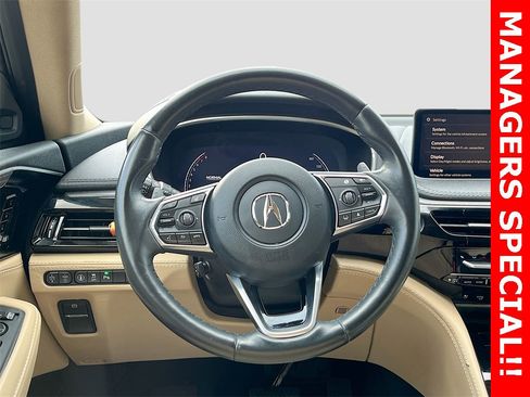 Used 2023 Acura MDX SH-AWD w/ Advance Package image 11