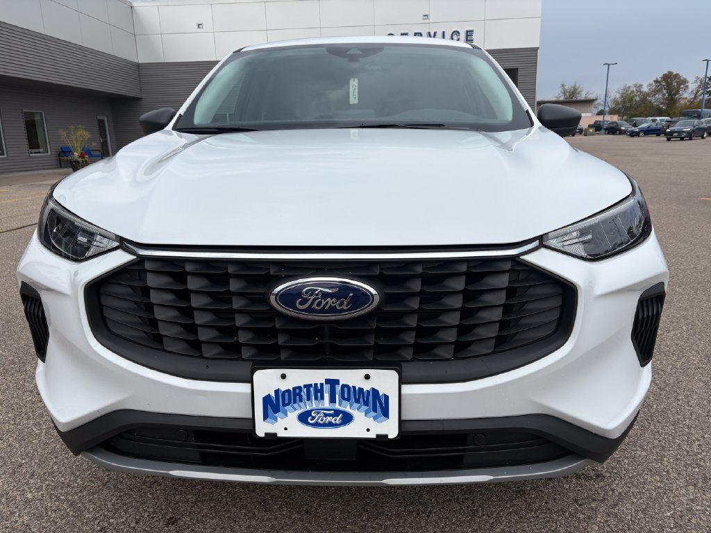 Used 2024 Ford Escape Active AWD/4WD image 4