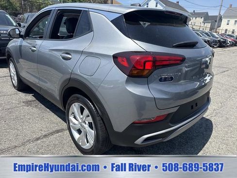 Used 2024 Buick Encore GX Preferred FWD image 8