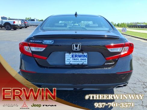 Used 2021 Honda Accord Sport image 6