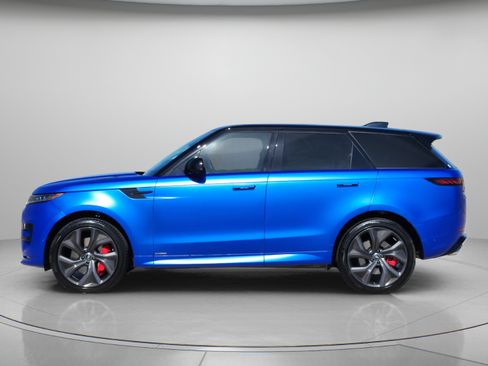 Certified 2025 Land Rover Range Rover Sport Autobiography AWD/4WD image 2