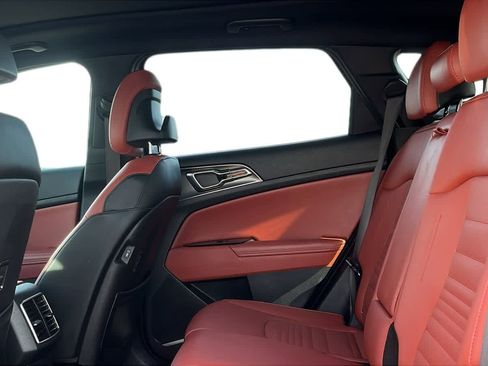 Used 2023 Kia Sportage SX image 27