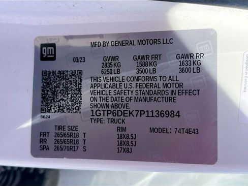 Used 2023 GMC Canyon AT4 w/ AT4 Premium Package image 31