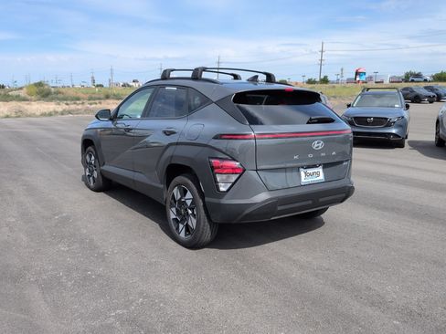 Used 2025 Hyundai Kona SEL AWD/4WD image 5